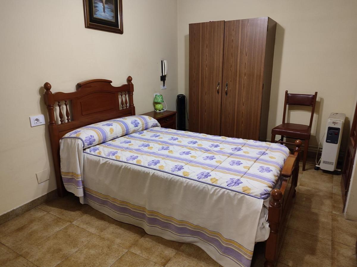 Pension - Restaurante Vilaboa Boveda  ภายนอก รูปภาพ