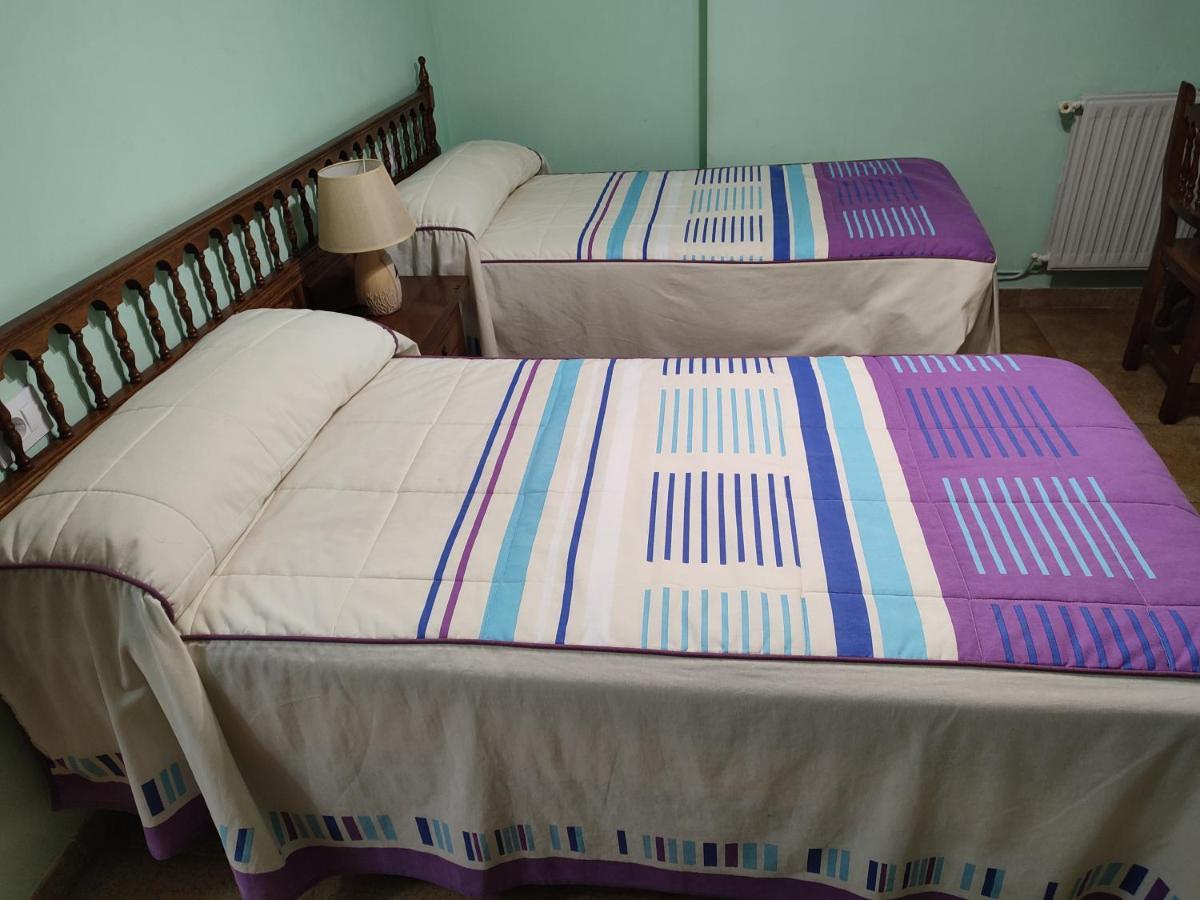 Pension - Restaurante Vilaboa Boveda  ภายนอก รูปภาพ