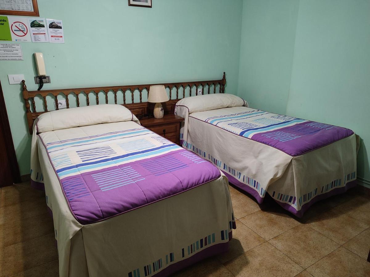 Pension - Restaurante Vilaboa Boveda  ภายนอก รูปภาพ